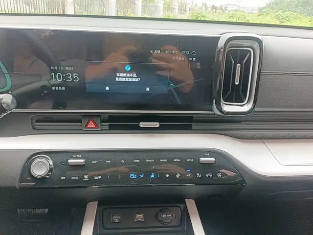 Hyundai ix35 — Фото автомобиля 12