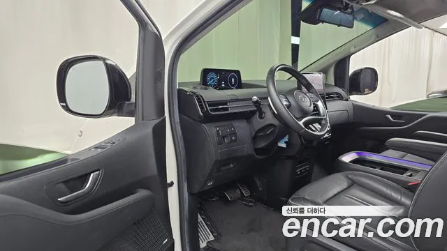 Hyundai Staria — Фото автомобиля 15