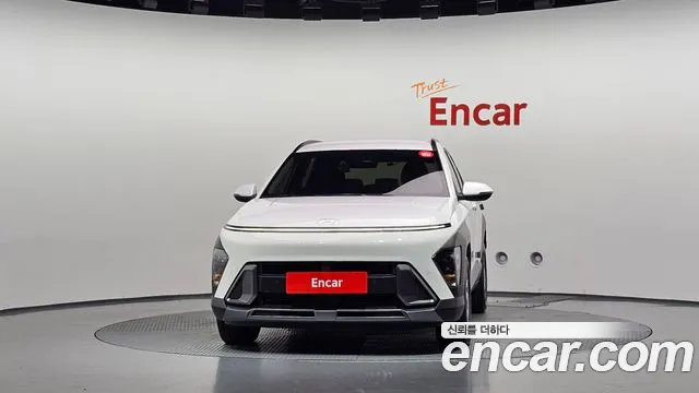 Hyundai Kona SX2 — Фото автомобиля 3