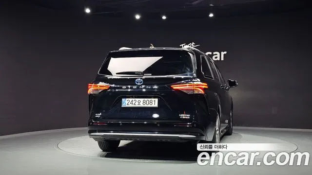 Toyota Sienna 4th Gen — Фото автомобиля 4