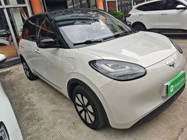 Wuling Bingo — Фото автомобиля 3