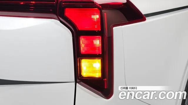 Kia Carnival — Фото автомобиля 8