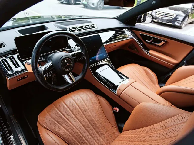 Mercedes-Benz S-Class — Фото автомобиля 5
