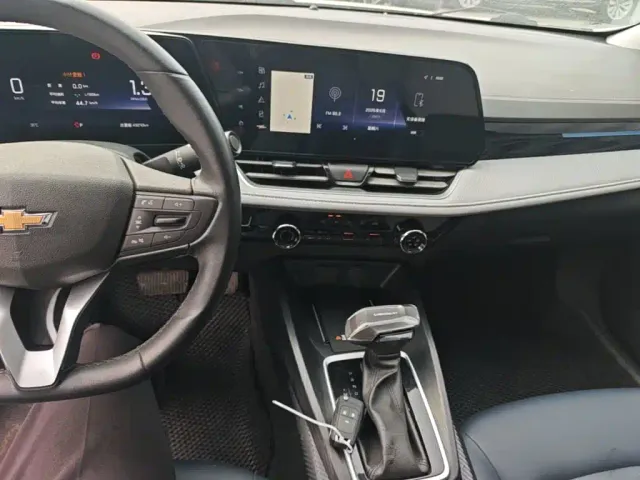 Chevrolet Monza — Фото автомобиля 12