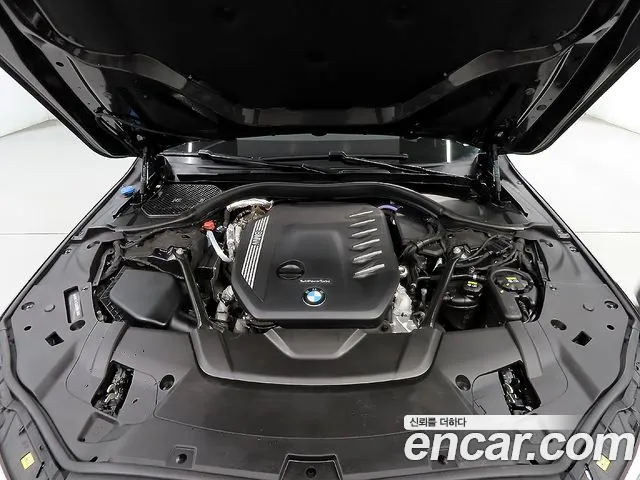 BMW 7-Series — Фото автомобиля 19