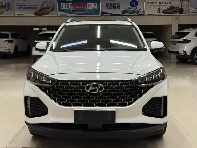 Hyundai ix35 — Фото автомобиля 2