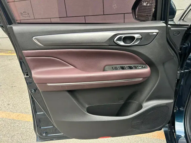 GAC Trumpchi M6 — Фото автомобиля 8