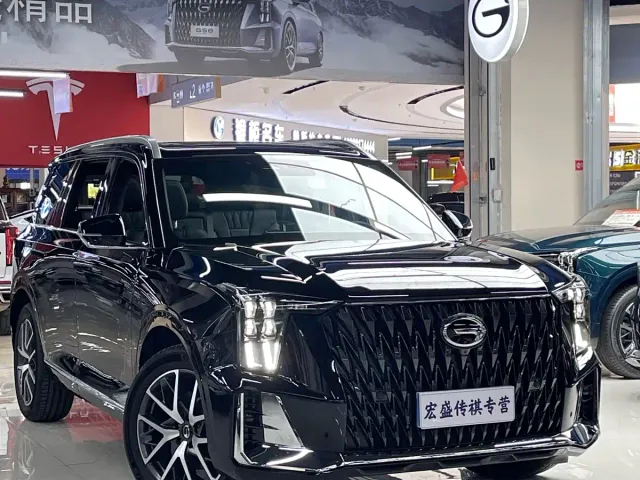 GAC Trumpchi GS8 — Фото автомобиля 5