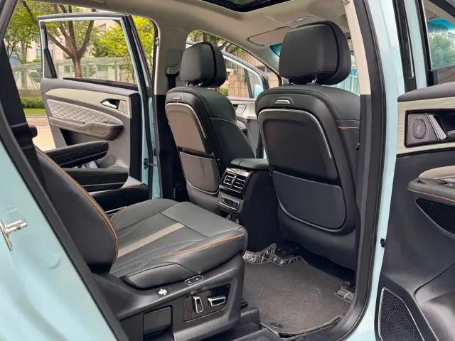 Dongfeng Fengxing Fengxing Yacht 2022 1.5T DCT Wave Chaser Edition — Фото автомобиля 25