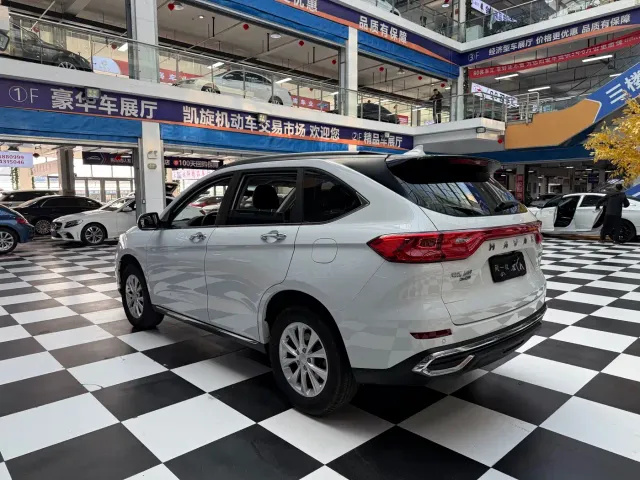 Haval M6 — Фото автомобиля 7
