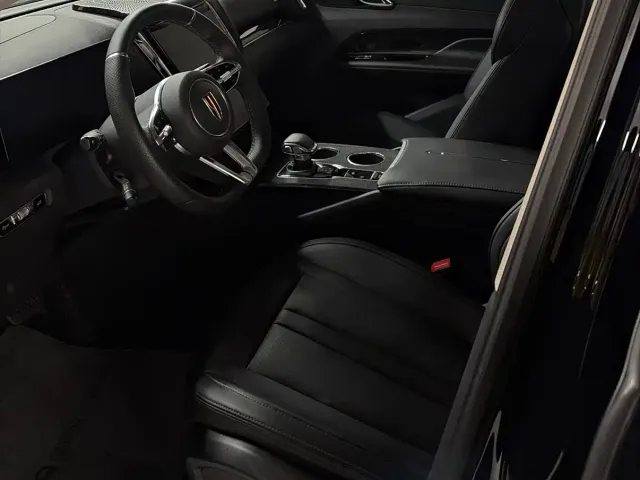 Hongqi Hongqi HS3 2023 1.5T 2WD Virtue Edition — Фото автомобиля 8