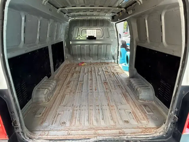 JAC Motors Blue Cat — Фото автомобиля 9