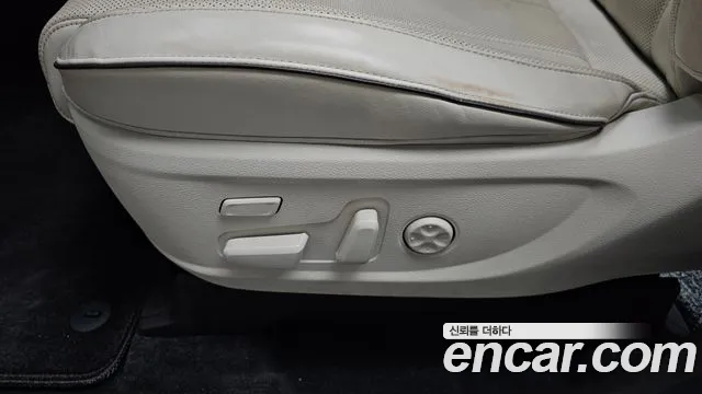 Hyundai Palisade Palisade Дизель 2.2 2WD — Фото автомобиля 26