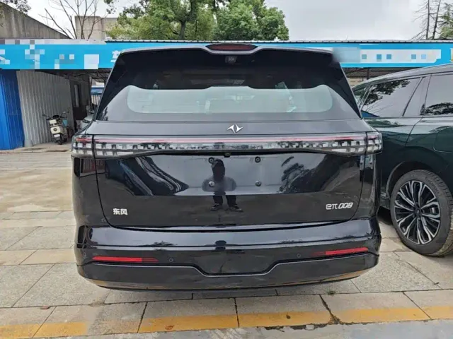Dongfeng eπ 008 — Фото автомобиля 5