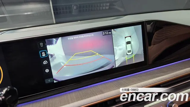 Hyundai Grandeur GN7 — Фото автомобиля 20