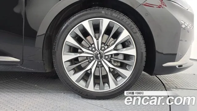 Kia K8 2.5 Бензин 2WD — Фото автомобиля 14