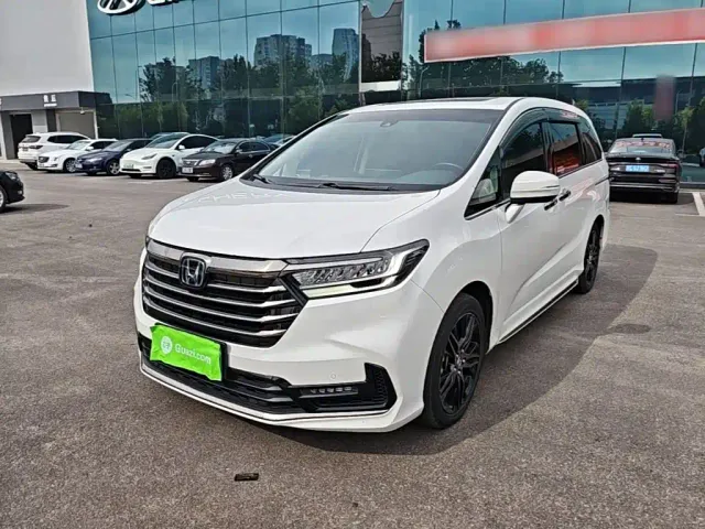 Фотография автомобиля — Honda Odyssey