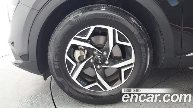 Kia Sportage Sportage 5-е поколение Дизель 2.0 2WD — Фото автомобиля 5