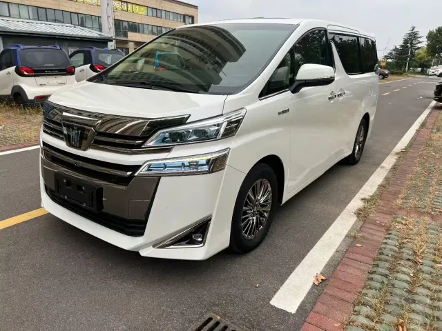 Фотография автомобиля — Toyota Vellfire