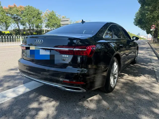 Audi A6L — Фото автомобиля 11