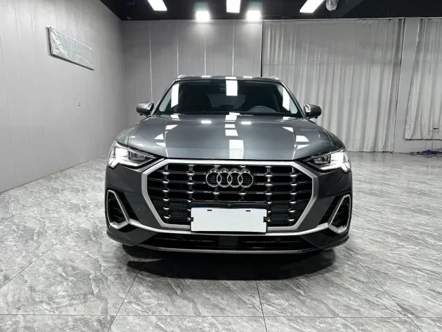 Audi Q3 — Фото автомобиля 2