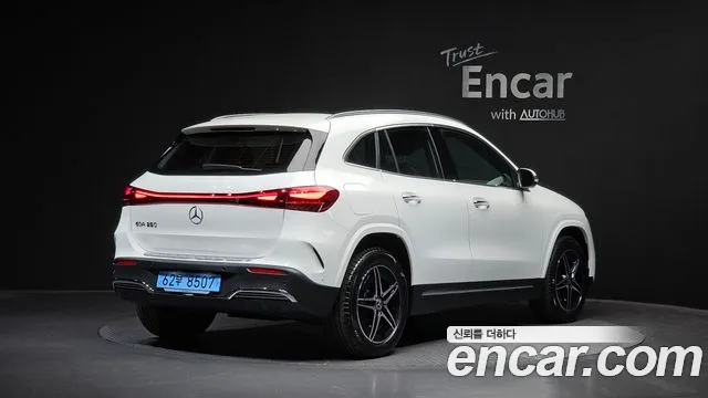 Mercedes-Benz EQA H243 — Фото автомобиля 2