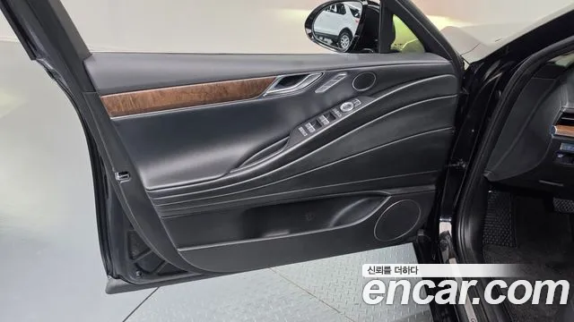 Genesis G80 RG3 — Фото автомобиля 13