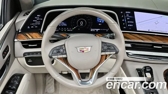Cadillac Escalade Escalade 5 поколение — Фото автомобиля 15