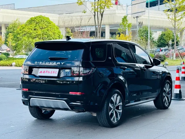 Land Rover Discovery Sport — Фото автомобиля 4