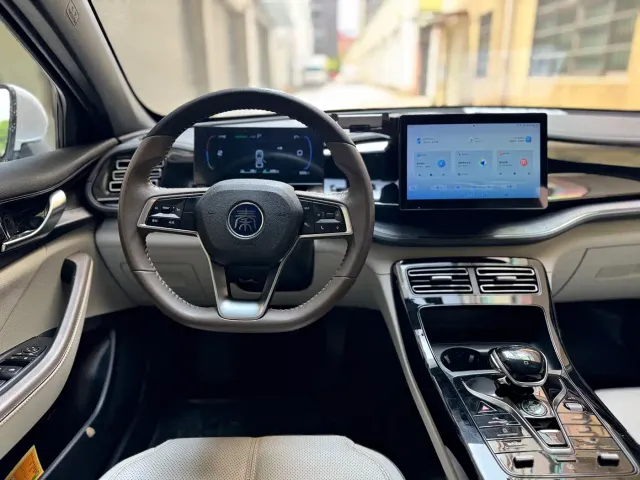 BYD Qin PLUS — Фото автомобиля 8
