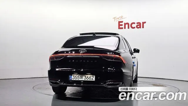 Hyundai Grandeur Grandeur (New) Hybrid — Фото автомобиля 4