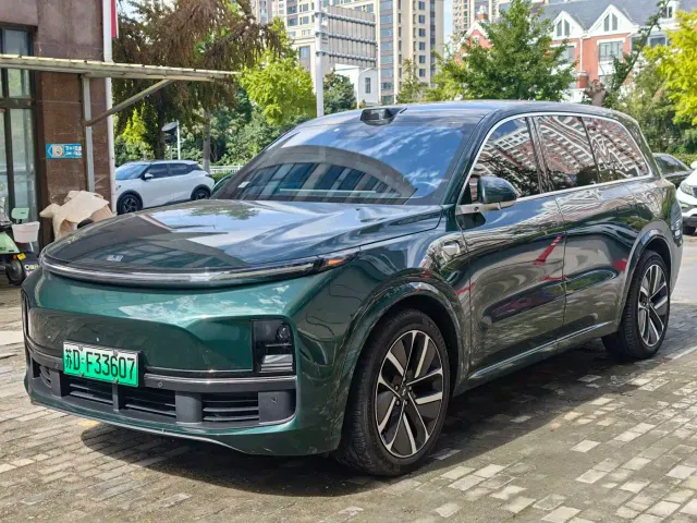 Фотография автомобиля — Li Auto L9