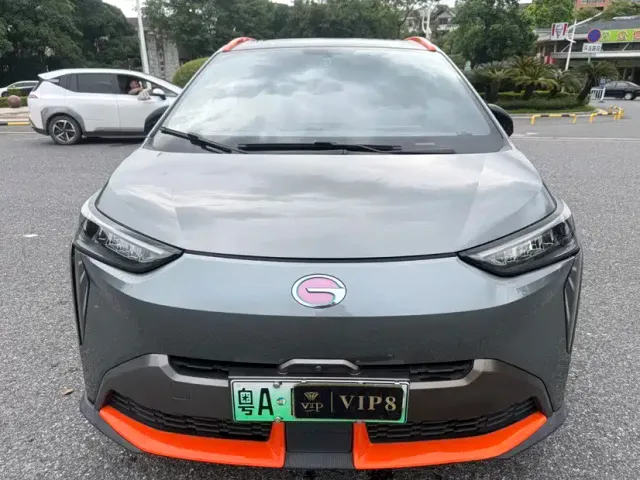 GAC Aion Y — Фото автомобиля 2