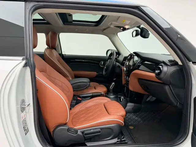 MINI Hatch — Фото автомобиля 18