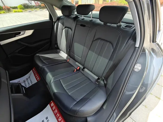 Audi A4L — Фото автомобиля 21