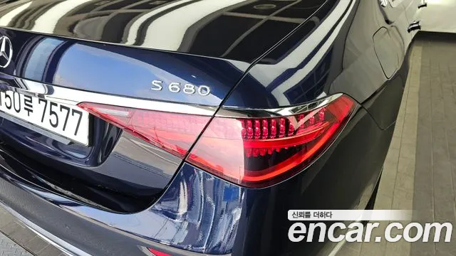 Mercedes-Benz S-Class — Фото автомобиля 19