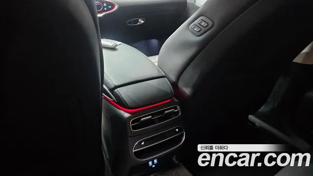 Genesis GV70 2.5T Бензин AWD — Фото автомобиля 29