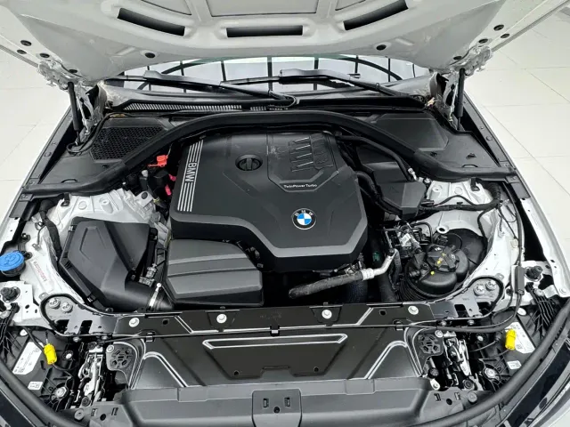 BMW 3 Series — Фото автомобиля 17
