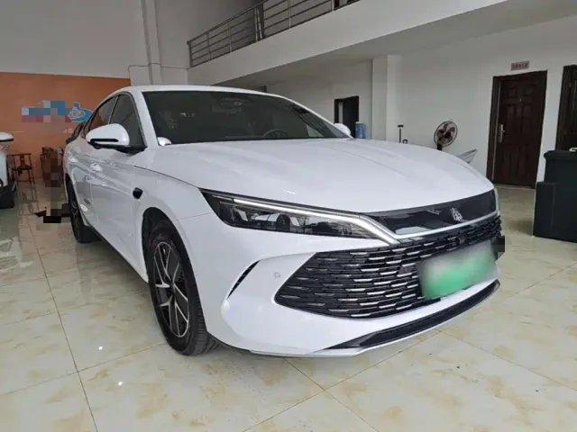 BYD Qin L — Фото автомобиля 3