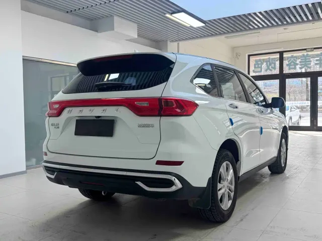 Haval M6 — Фото автомобиля 6