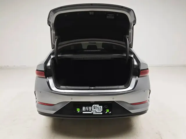 BYD Qin PLUS — Фото автомобиля 11