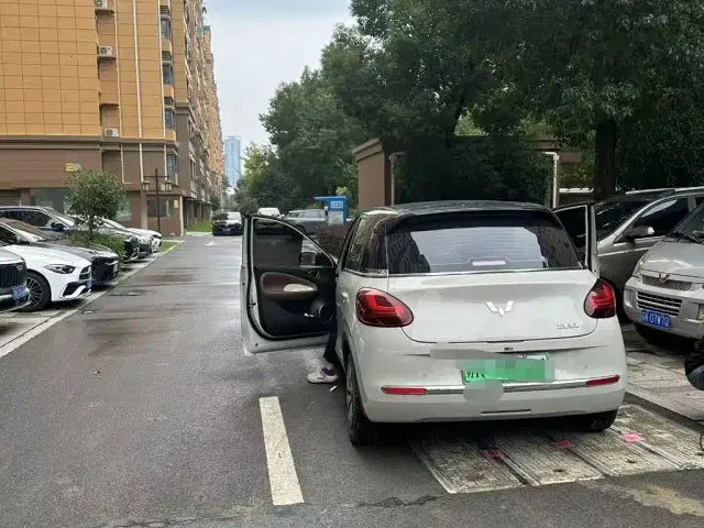 Wuling Bingo — Фото автомобиля 4