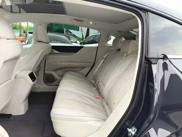 Buick Electra L7 — Фото автомобиля 16