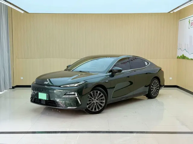 Geely Galaxy Xingyao 8 — Фото автомобиля 3