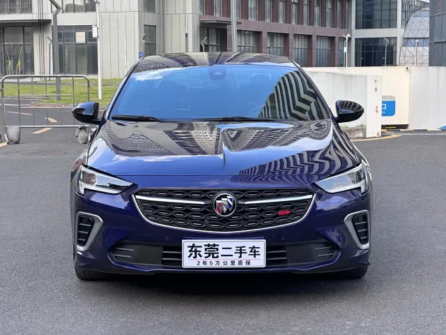 Buick Regal — Фото автомобиля 3