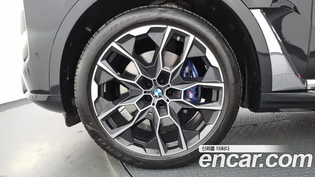 BMW X7 — Фото автомобиля 5