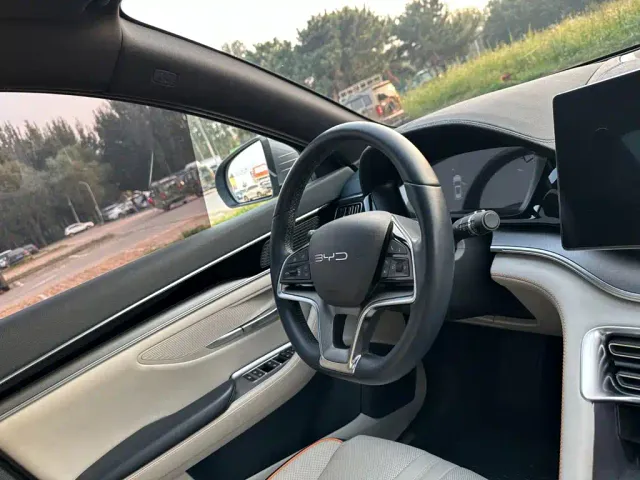 BYD Song PLUS — Фото автомобиля 18