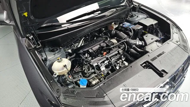 Hyundai Tucson Tucson (NX4) Бензин 1.6 турбо 2WD — Фото автомобиля 6