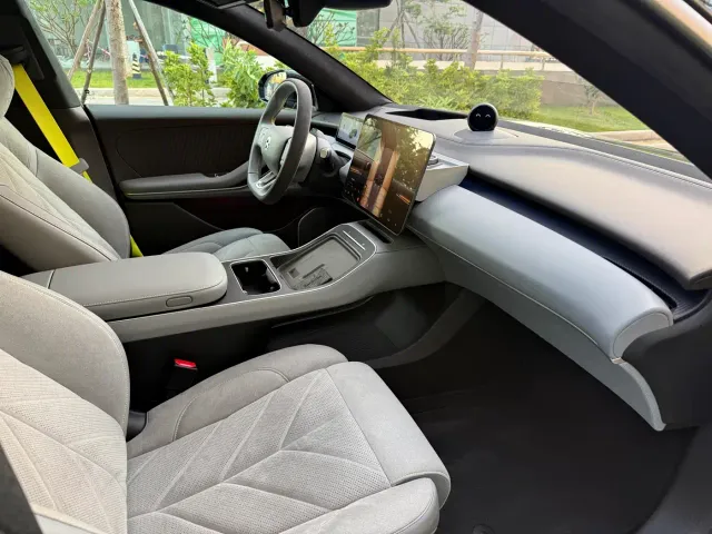 Nio ET5 Touring — Фото автомобиля 11