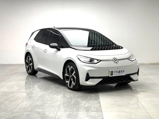 Volkswagen ID.3 — Фото автомобиля 3